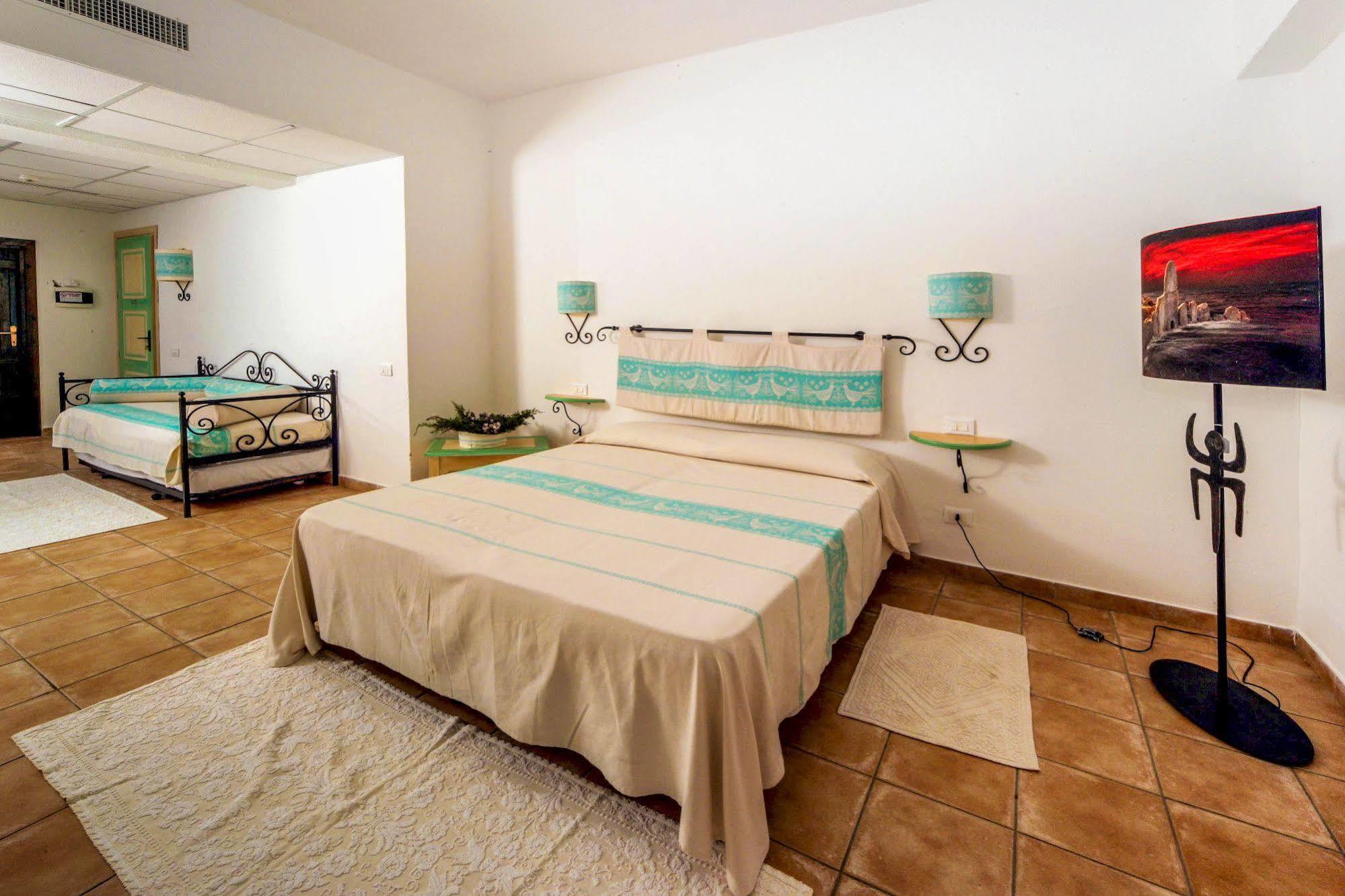 La Plage Noire Resort Marina di Sorso Kültér fotó